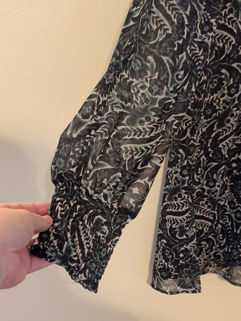 Kut from the Kloth Black and Green Floral-Scroll Long Sleeve Tunic Dress - Picture 4 of 6